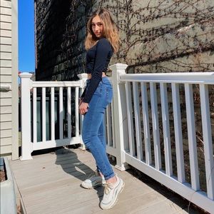 Meet your Posher, Isabella